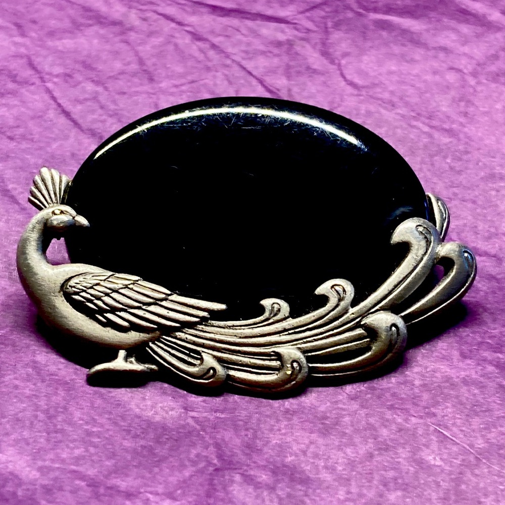 JJ 1988 peacock broach
